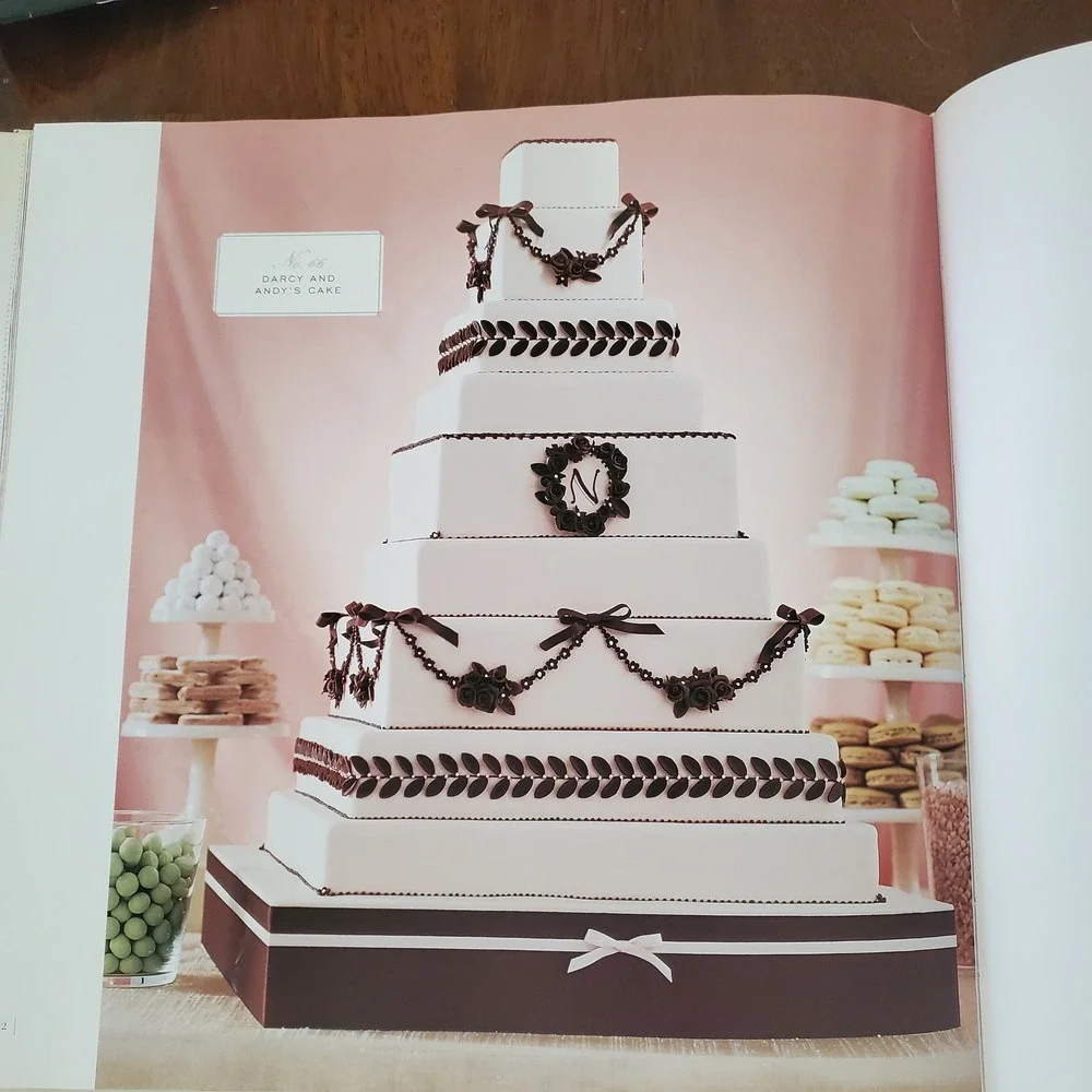 Martha Stewart's Wedding Cakes Hardcover First Edition 2007 Cookbook Guide